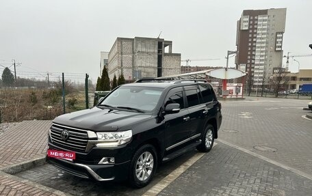 Toyota Land Cruiser 200, 2016 год, 6 750 000 рублей, 13 фотография