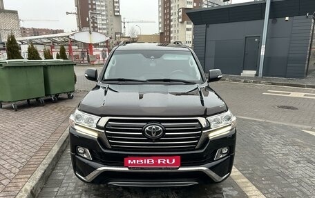 Toyota Land Cruiser 200, 2016 год, 6 750 000 рублей, 12 фотография