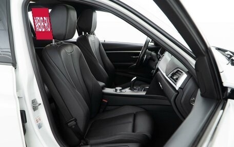 BMW 3 серия, 2018 год, 2 999 077 рублей, 8 фотография