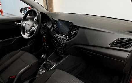 Hyundai Solaris II рестайлинг, 2022 год, 1 790 000 рублей, 7 фотография