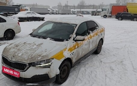 Skoda Rapid II, 2021 год, 1 045 000 рублей, 3 фотография