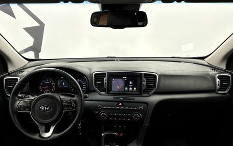 KIA Sportage IV рестайлинг, 2017 год, 2 129 900 рублей, 7 фотография