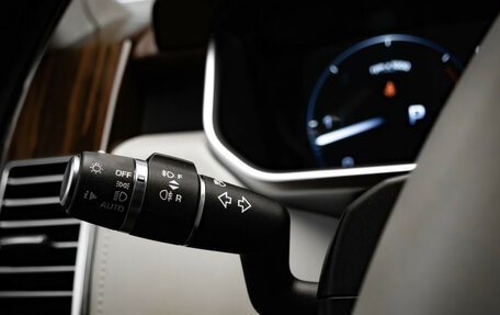 Land Rover Range Rover IV рестайлинг, 2016 год, 4 999 000 рублей, 11 фотография