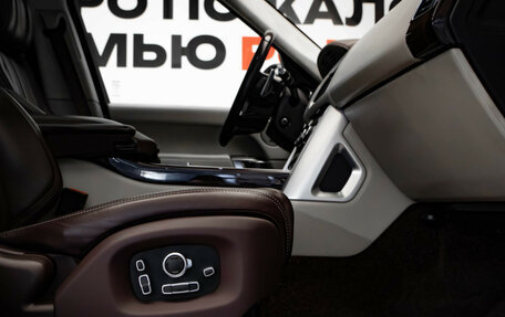 Land Rover Range Rover IV рестайлинг, 2016 год, 4 999 000 рублей, 28 фотография