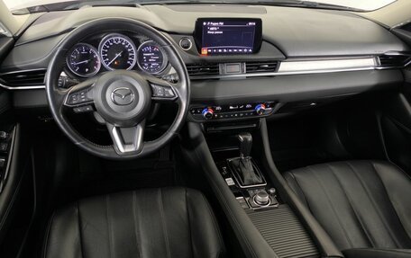 Mazda 6, 2019 год, 2 850 000 рублей, 15 фотография