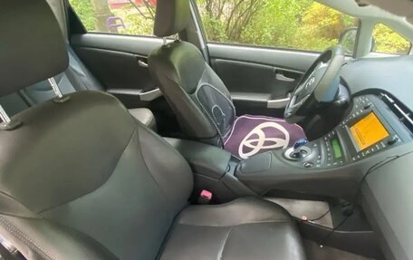 Toyota Prius, 2010 год, 850 000 рублей, 7 фотография