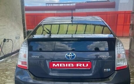 Toyota Prius, 2010 год, 850 000 рублей, 2 фотография