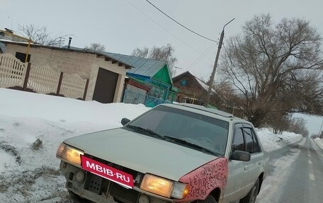 Mazda 323, 1987 год, 50 000 рублей, 4 фотография