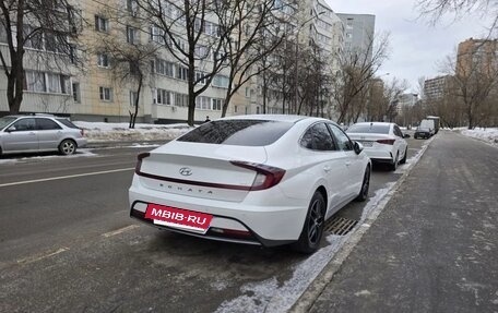 Hyundai Sonata VIII, 2021 год, 2 800 000 рублей, 2 фотография