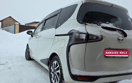 Toyota Sienta I, 2015 год, 1 450 000 рублей, 7 фотография