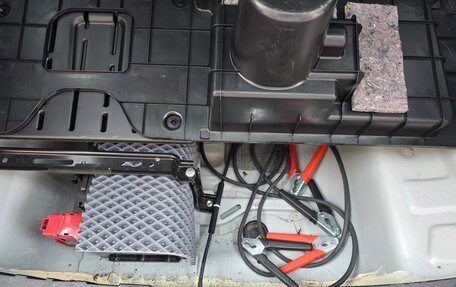 Toyota Sienta I, 2015 год, 1 450 000 рублей, 13 фотография