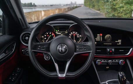 Alfa Romeo Giulia II, 2019 год, 2 390 000 рублей, 7 фотография