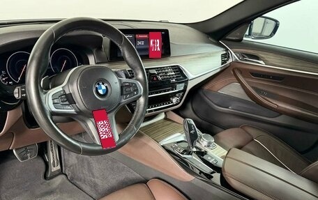 BMW 5 серия, 2018 год, 3 749 000 рублей, 12 фотография