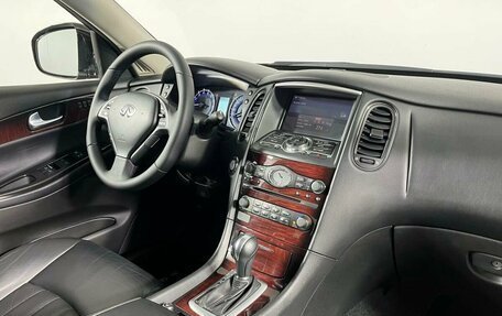 Infiniti QX50 I рестайлинг, 2015 год, 1 829 000 рублей, 14 фотография