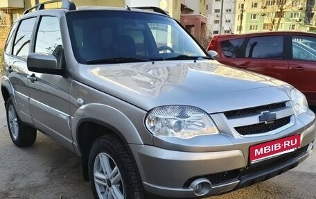Chevrolet Niva I рестайлинг, 2013 год, 670 000 рублей, 1 фотография