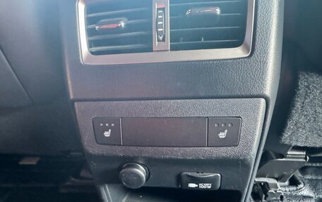 Lexus RX IV рестайлинг, 2017 год, 4 150 000 рублей, 7 фотография