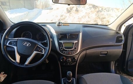 Hyundai Solaris II рестайлинг, 2011 год, 720 000 рублей, 7 фотография