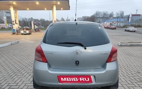 Toyota Yaris III рестайлинг, 2008 год, 500 000 рублей, 4 фотография