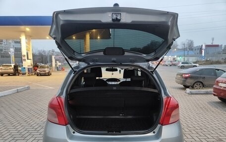 Toyota Yaris III рестайлинг, 2008 год, 500 000 рублей, 5 фотография