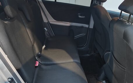 Toyota Yaris III рестайлинг, 2008 год, 500 000 рублей, 11 фотография