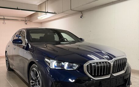 BMW 5 серия, 2023 год, 8 490 000 рублей, 2 фотография