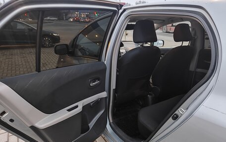 Toyota Yaris III рестайлинг, 2008 год, 500 000 рублей, 15 фотография