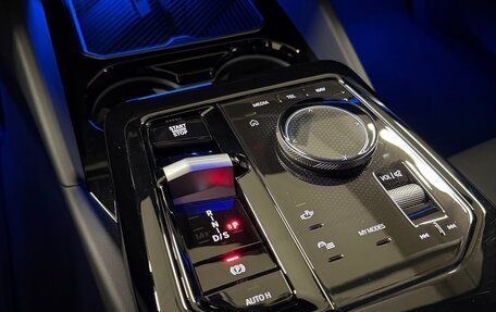 BMW 5 серия, 2023 год, 8 490 000 рублей, 12 фотография