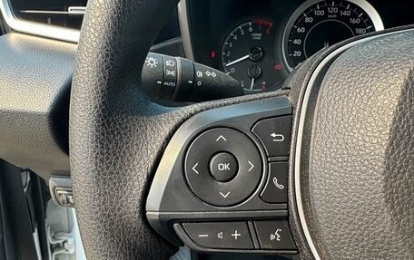 Toyota Corolla, 2022 год, 1 730 000 рублей, 10 фотография