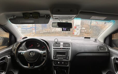 Volkswagen Polo VI (EU Market), 2016 год, 546 000 рублей, 2 фотография