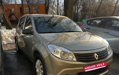 Renault Sandero I, 2011 год, 750 000 рублей, 2 фотография