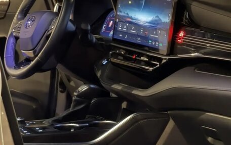 Toyota Highlander, 2025 год, 6 500 000 рублей, 9 фотография