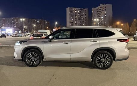 Toyota Highlander, 2025 год, 6 500 000 рублей, 3 фотография