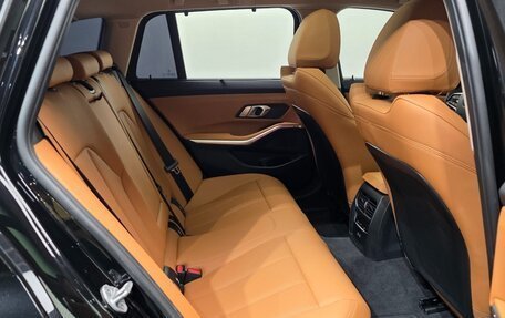 BMW 3 серия, 2024 год, 4 966 000 рублей, 11 фотография