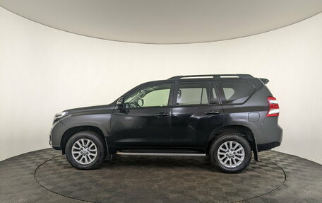 Toyota Land Cruiser Prado 150 рестайлинг 2, 2016 год, 4 200 000 рублей, 8 фотография