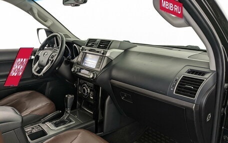 Toyota Land Cruiser Prado 150 рестайлинг 2, 2016 год, 4 200 000 рублей, 11 фотография