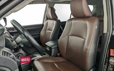 Toyota Land Cruiser Prado 150 рестайлинг 2, 2016 год, 4 200 000 рублей, 21 фотография