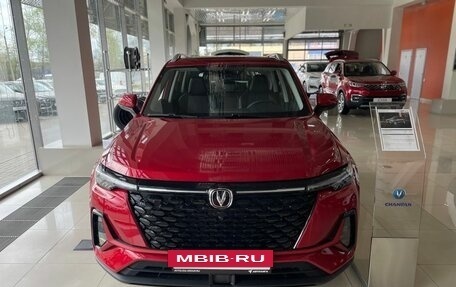 Changan CS35 Plus, 2024 год, 2 709 900 рублей, 2 фотография