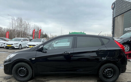 Hyundai Solaris II рестайлинг, 2011 год, 670 000 рублей, 4 фотография