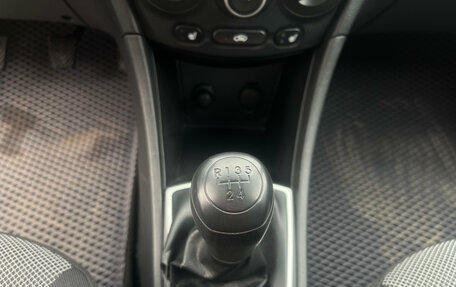 Hyundai Solaris II рестайлинг, 2011 год, 670 000 рублей, 15 фотография