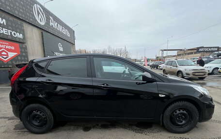 Hyundai Solaris II рестайлинг, 2011 год, 670 000 рублей, 8 фотография