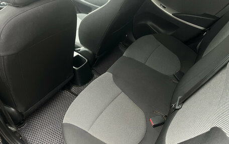 Hyundai Solaris II рестайлинг, 2011 год, 670 000 рублей, 18 фотография