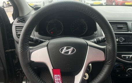 Hyundai Solaris II рестайлинг, 2011 год, 670 000 рублей, 12 фотография