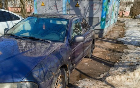 Mitsubishi Carisma I, 2001 год, 70 000 рублей, 4 фотография