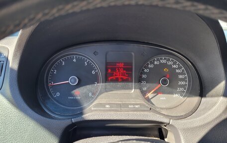 Volkswagen Polo VI (EU Market), 2013 год, 450 000 рублей, 14 фотография