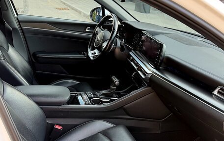 KIA K5, 2021 год, 2 600 000 рублей, 9 фотография