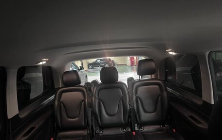 Mercedes-Benz V-Класс, 2020 год, 4 700 000 рублей, 7 фотография