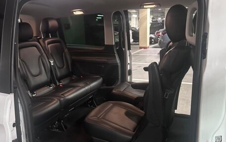 Mercedes-Benz V-Класс, 2020 год, 4 700 000 рублей, 8 фотография