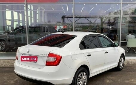 Skoda Rapid I, 2015 год, 940 000 рублей, 11 фотография