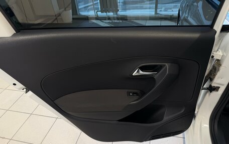 Volkswagen Polo VI (EU Market), 2013 год, 670 000 рублей, 15 фотография