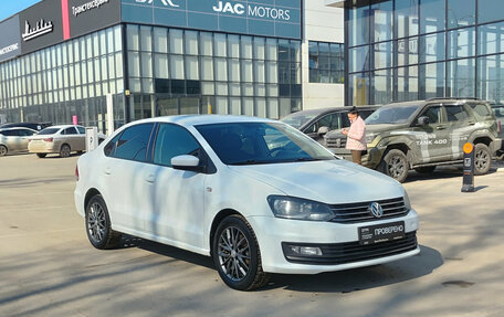 Volkswagen Polo VI (EU Market), 2016 год, 870 000 рублей, 3 фотография